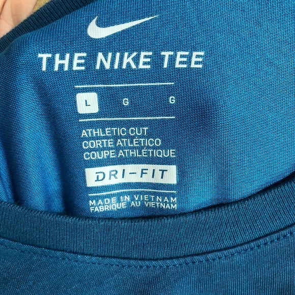 Nike Shirt Men's Size Large Tee Dri Fit Swoosh Blue Casual Sports Summer - Picture 3 of 8